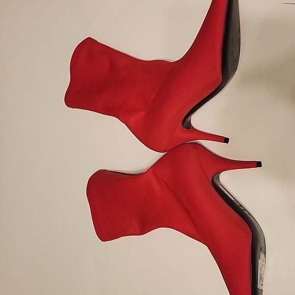 BALENCIGA MATTE SPANDEX POINTY TOE BOOT SIZE 39 NWOB - Picture 8 of 8